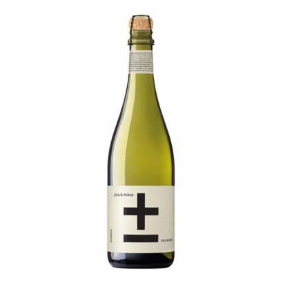 Plus _ Minus Prosecco-1.jpg
